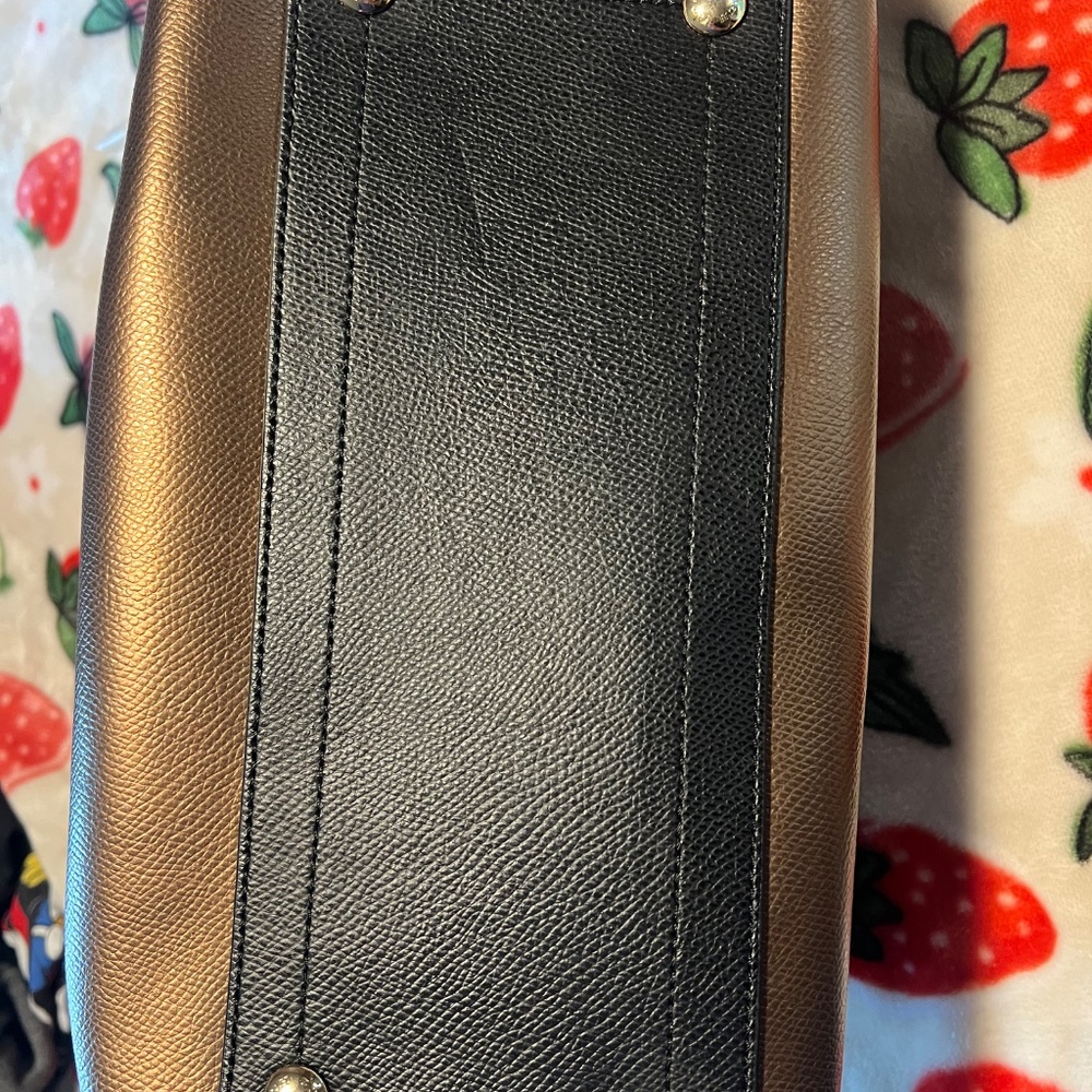 Coach Purse - Picture 11 of 11